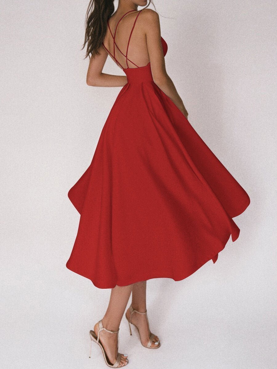 Rosebud | Kleid mit V-Ausschnitt und Trägern