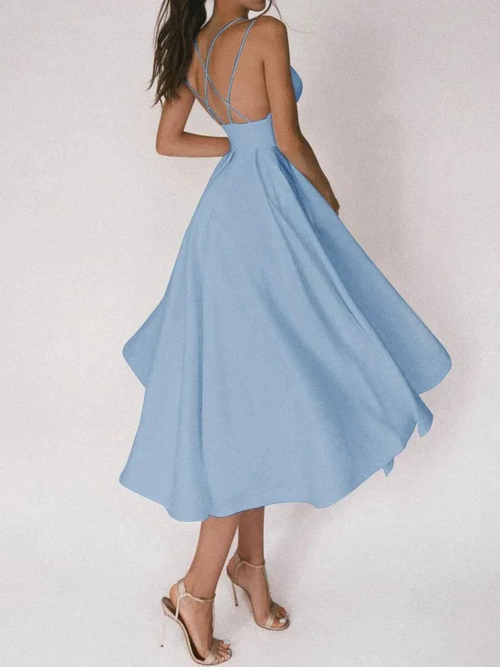 Tamitha | Elegantes Kleid mit V-Ausschnitt und Trägern