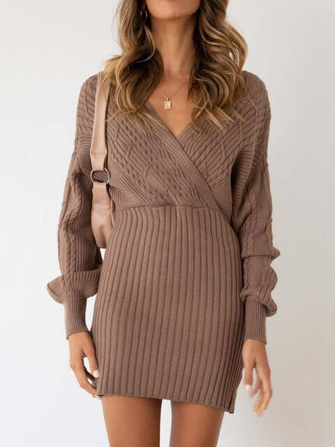 Marisol | Überschnittener Ausschnitt Kleid