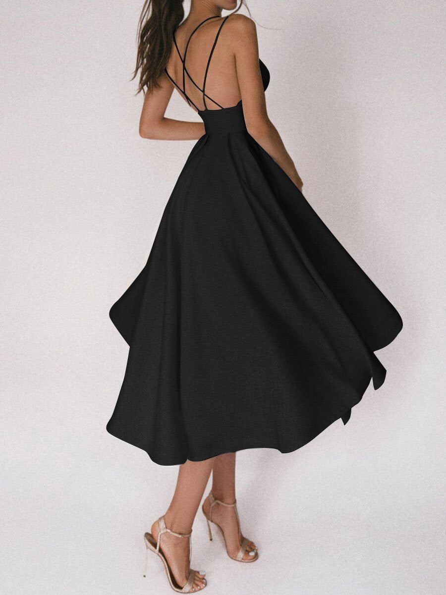 Rosebud | Kleid mit V-Ausschnitt und Trägern