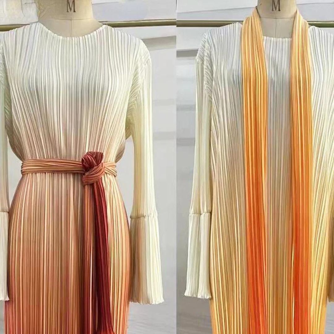 Kai | Geplooide Maxi-Kleid mit Riemen und Bischofsmouwen