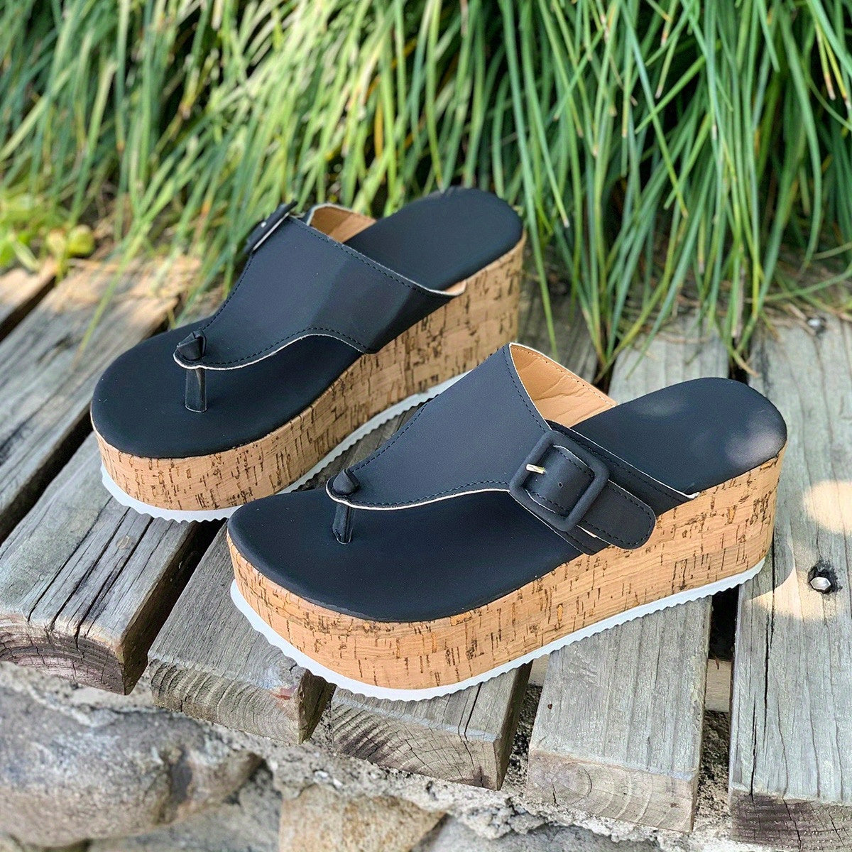 Veradisia | Weiße Korkkeilabsatz Sandalen