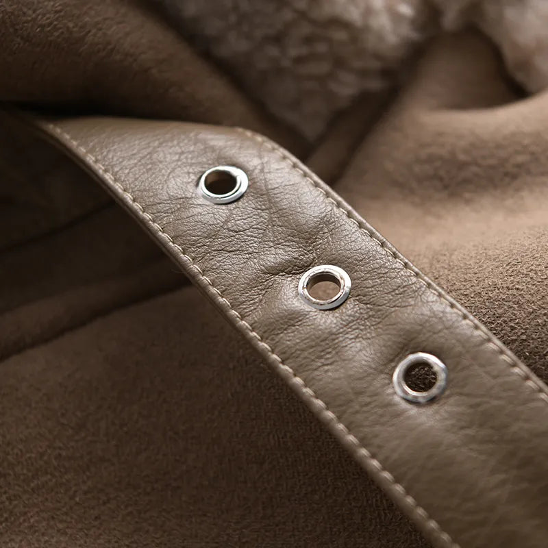 Geneviev | Bequemer Damen-Wintermantel aus Wildleder mit verstellbarem Gürtel und Fleece-Futter