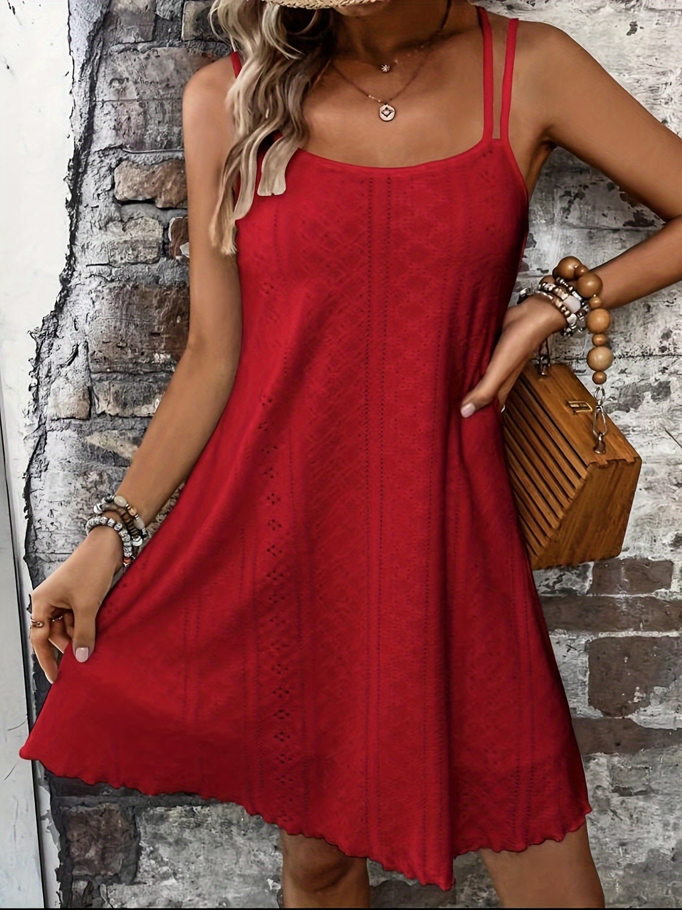 Vilma | Schwarzes Sommerkleid mit Spitzenmuster