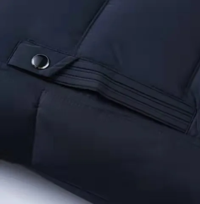 Bertrand | Winterjacke für Herren mit weicher Fellfütterung und Sturmklappe