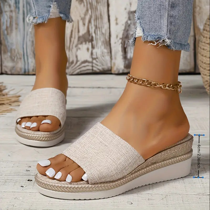 Cove | Trendige Sommer Slip-On Keilsandaletten