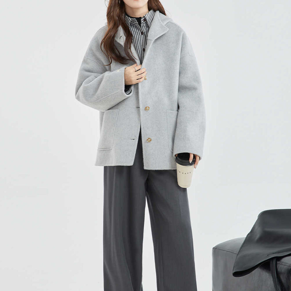 Elai | Wintermantel mit Kapuze aus reversibler Kaschmir für Damen