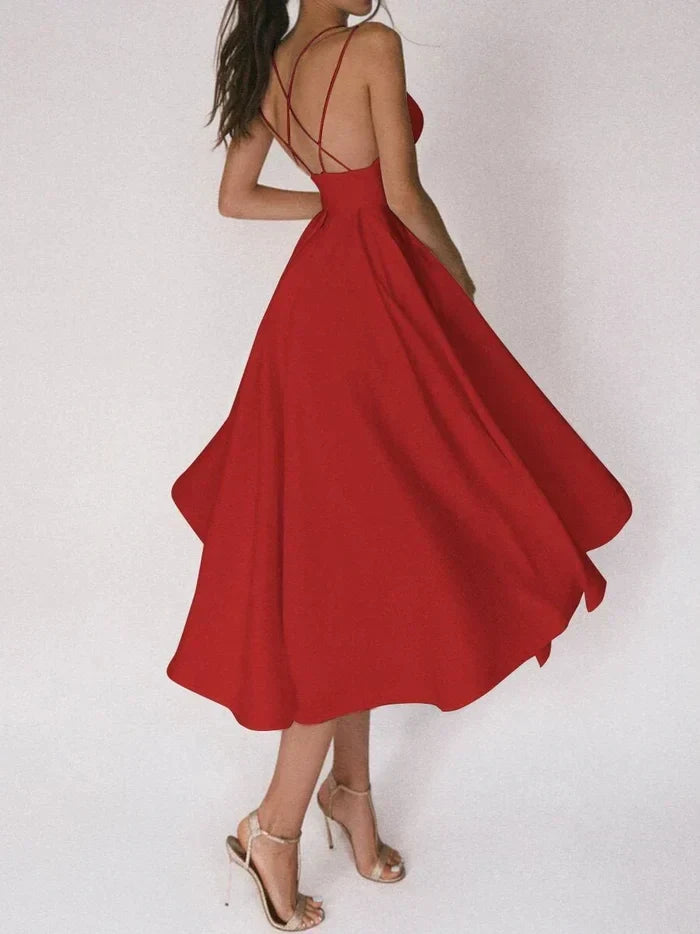 Tamitha | Elegantes Kleid mit V-Ausschnitt und Trägern