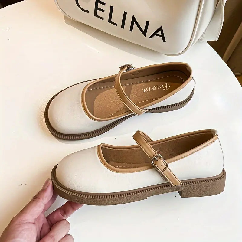 Paxton | Vielseitige Schuhe mit Knöchelriemen und weicher Sohle für Kleider