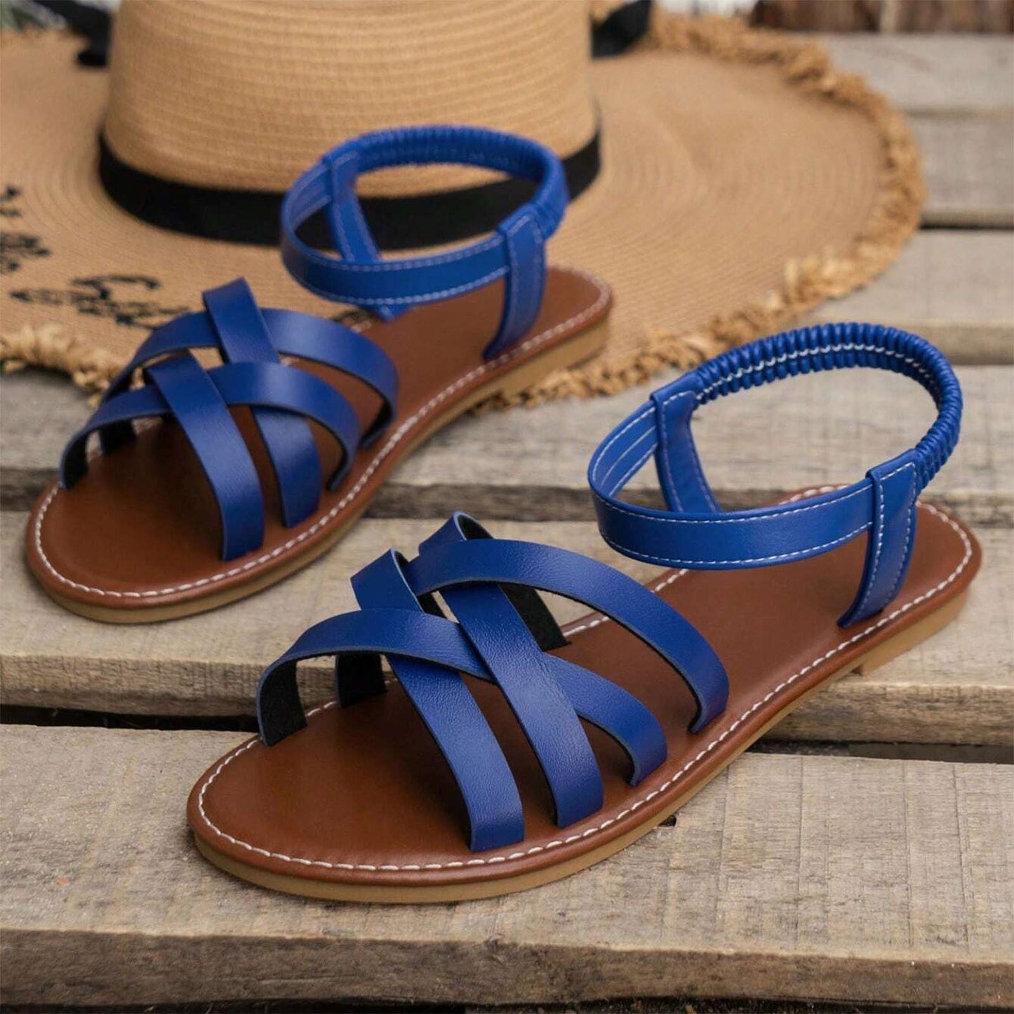 Danielle - Sommerliche Sandalen mit überkreuzten Bändern
