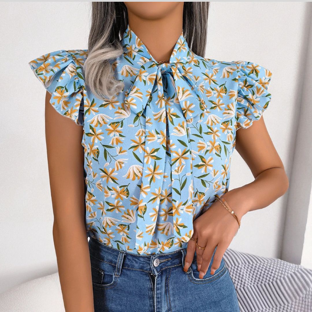 Vacation | Bluse mit Blumenmuster, Rüschenärmeln und Schnürkragen für Damen