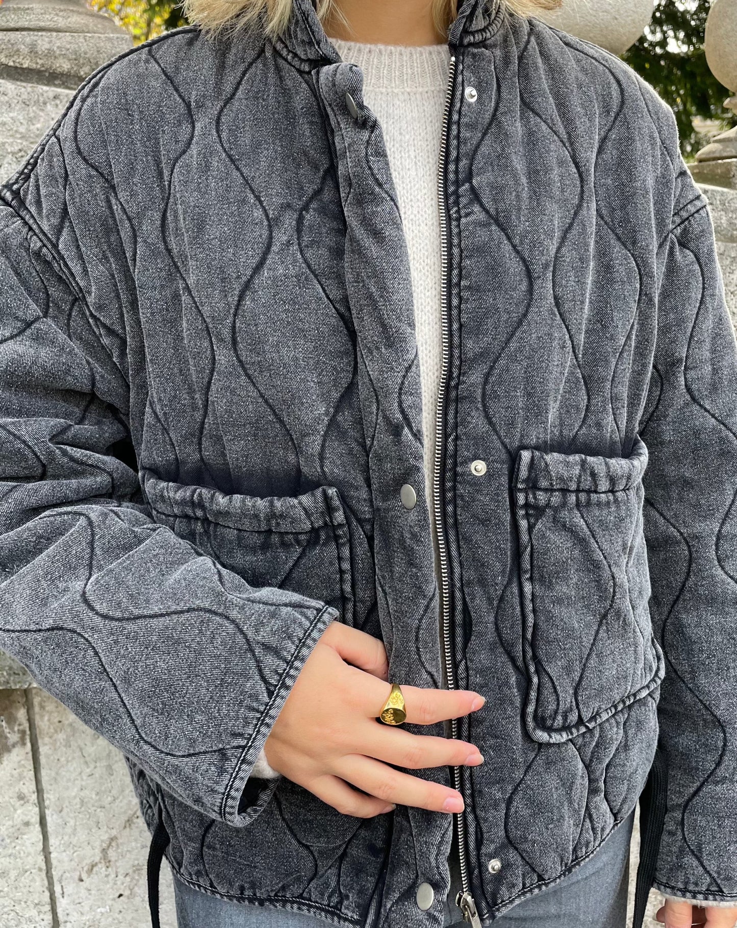 Renni | Graue Must-Have-Jacke mit großen Taschen