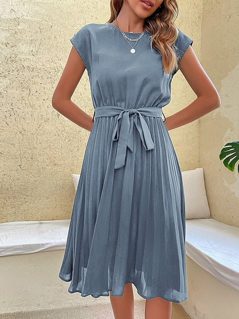 Urban | Kurzärmeliges plissiertes lässiges Minikleid für den Sommer