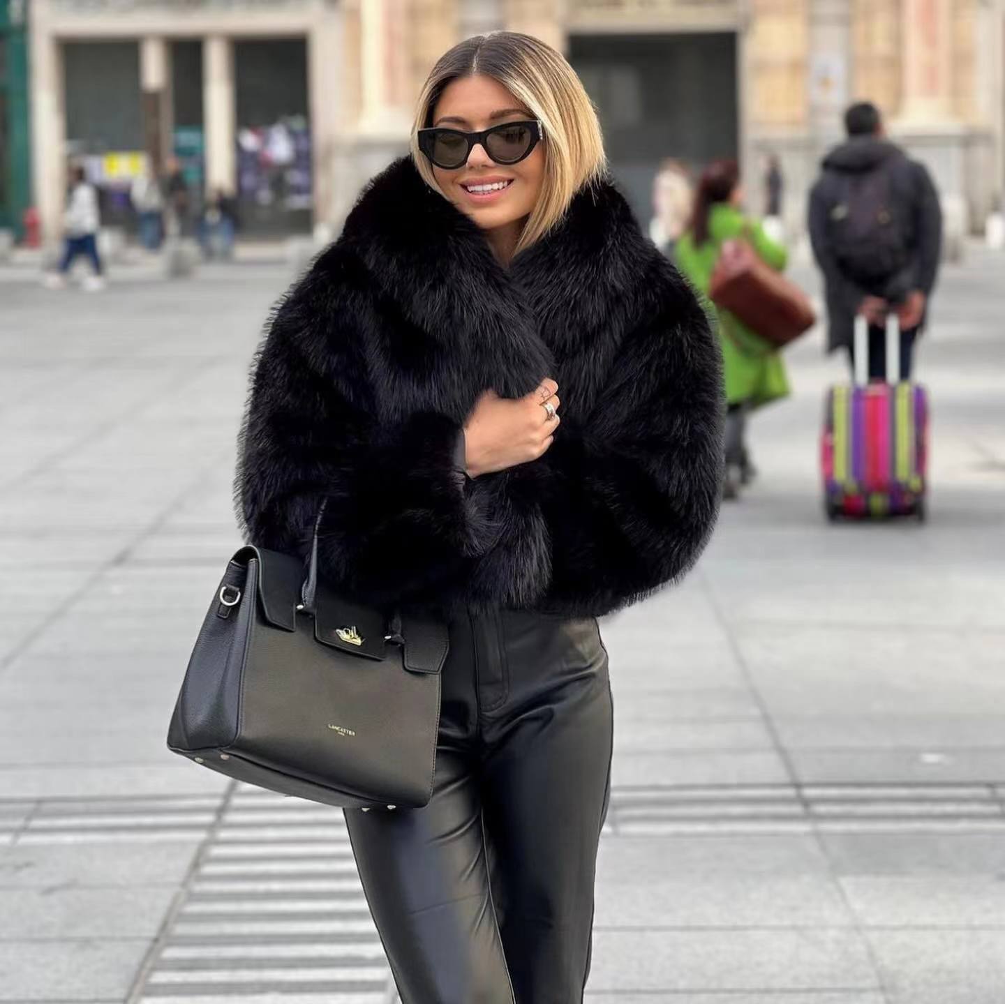 Damen Winterjacke | Elegantes Design | Kuschelige Kunstfell-Optik