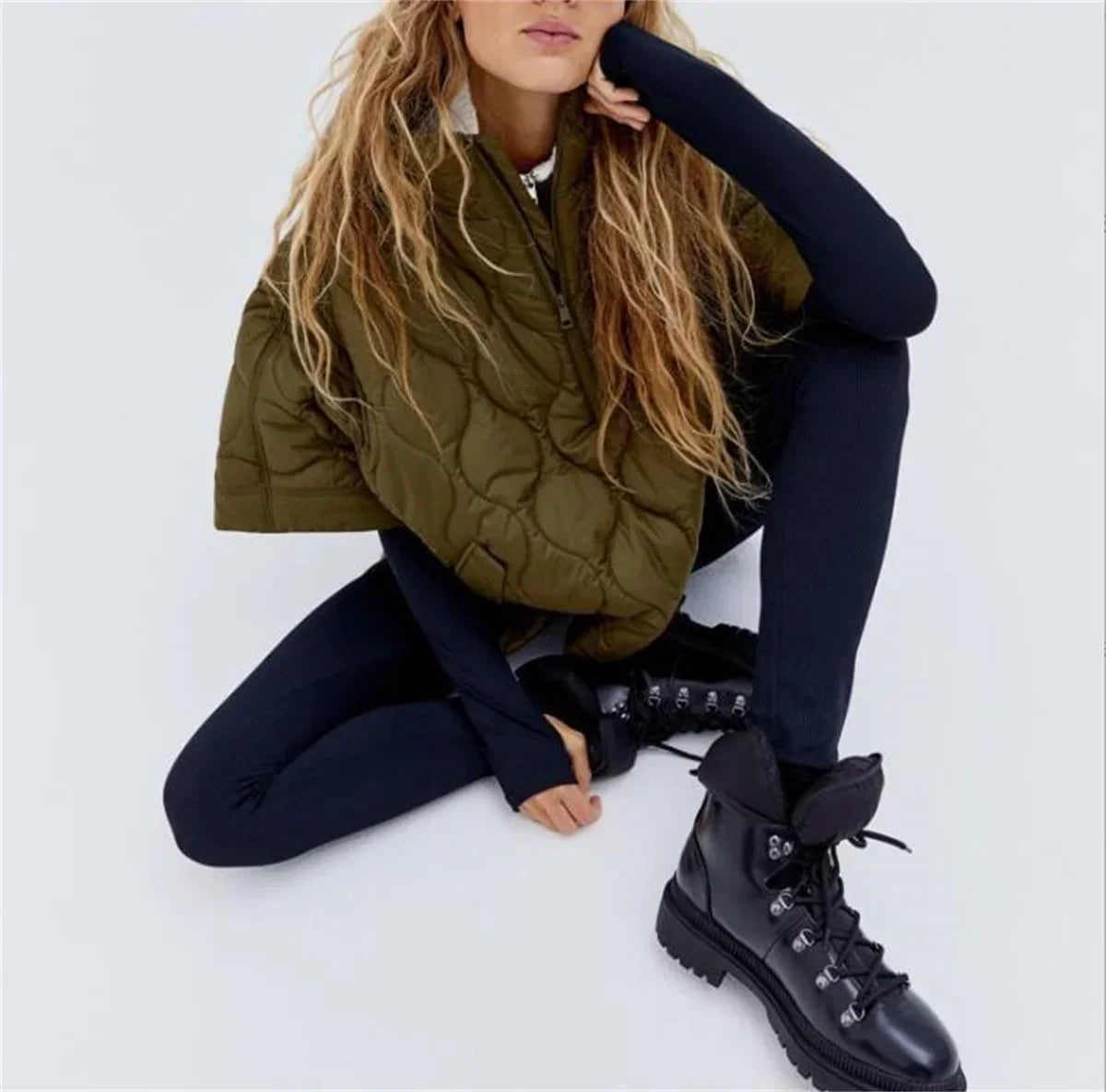 Katalinah | Wattierter Parka für Damen, Grün, mit hohem Kragen und Reißverschluss – Ideal für den Winter 2024