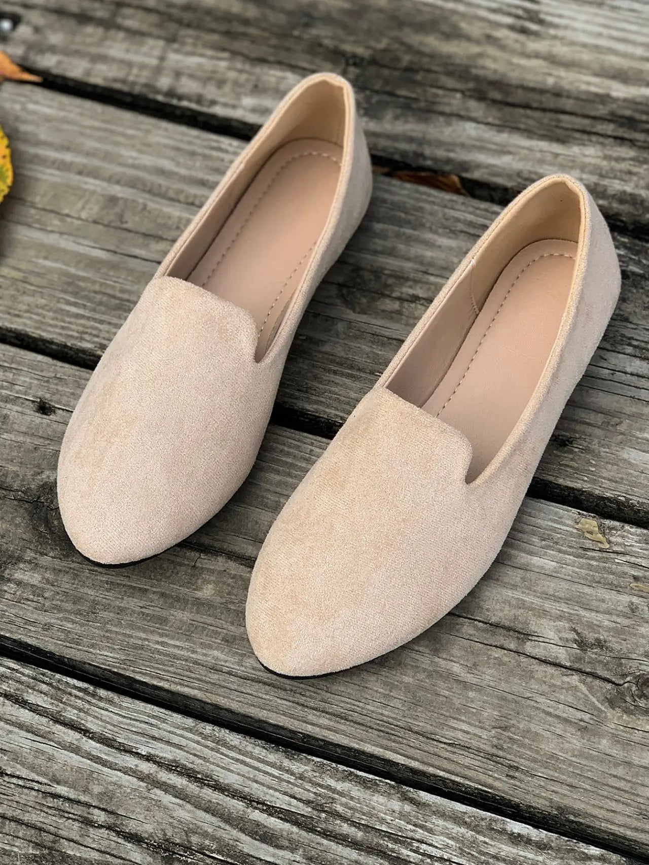 Pax | Bequeme Slip-On Flache Schuhe mit Spitzem Zehenbereich