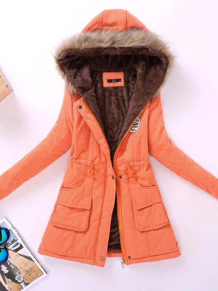 Vasilia | Winterjacke mit Kapuze aus Fleece und Futter aus Fell