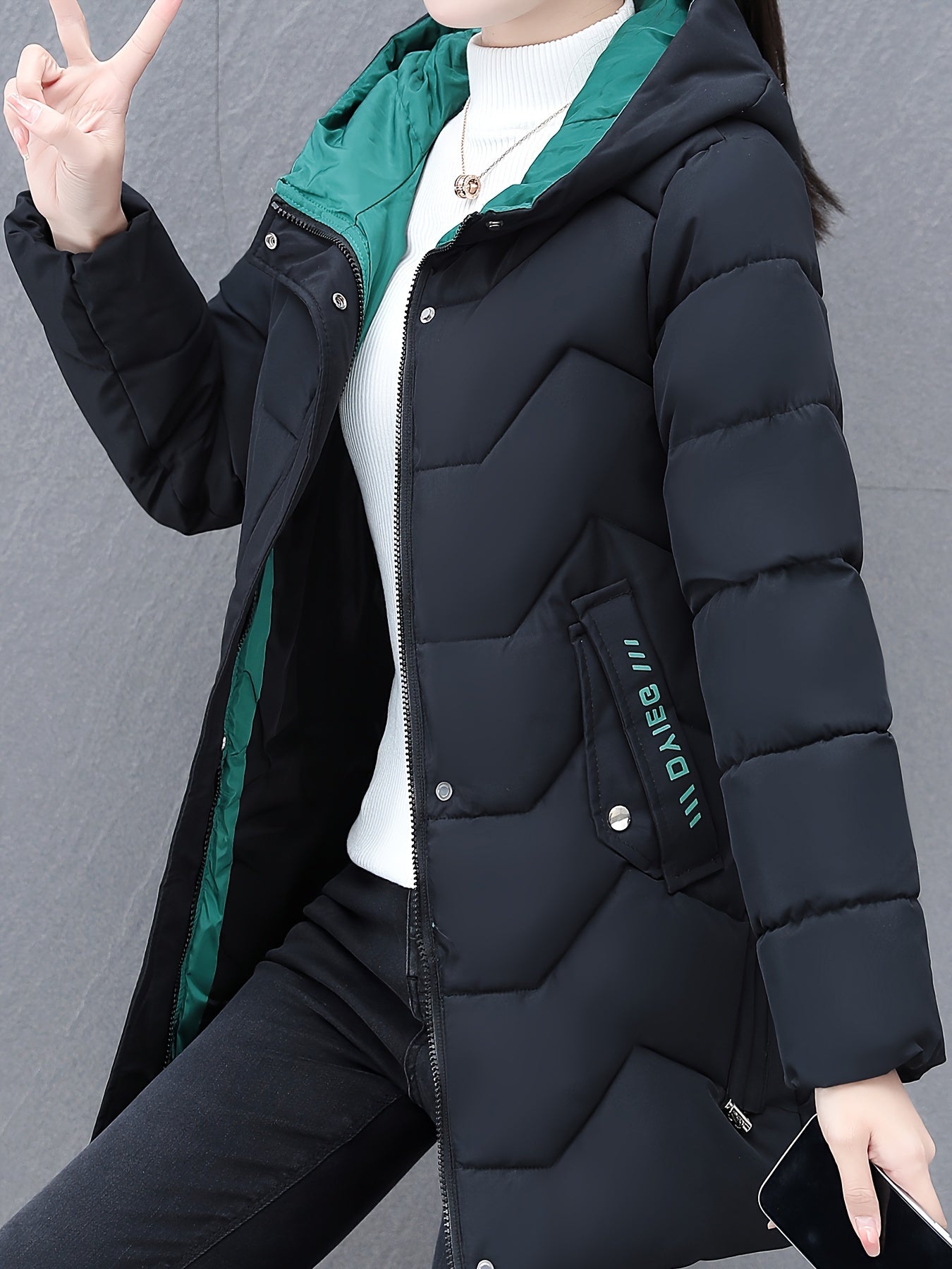 Emi | Bequeme mittellange Winterjacke für Damen