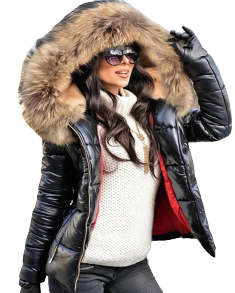 Elisee | Winterjacke mit Kunstfellkapuze und glänzendem Finish