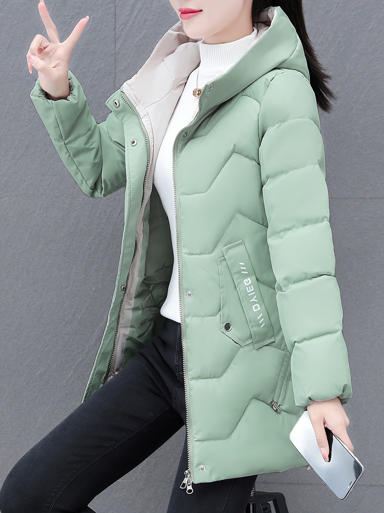 Emi | Bequeme mittellange Winterjacke für Damen