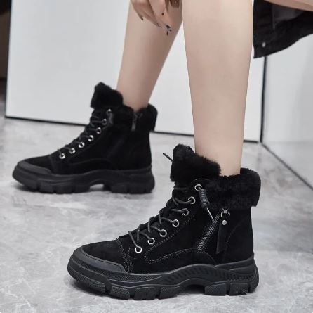 Iphigie | Winterstiefel für Damen mit Fleece-Futter, Schnürung und seitlichem Reißverschluss