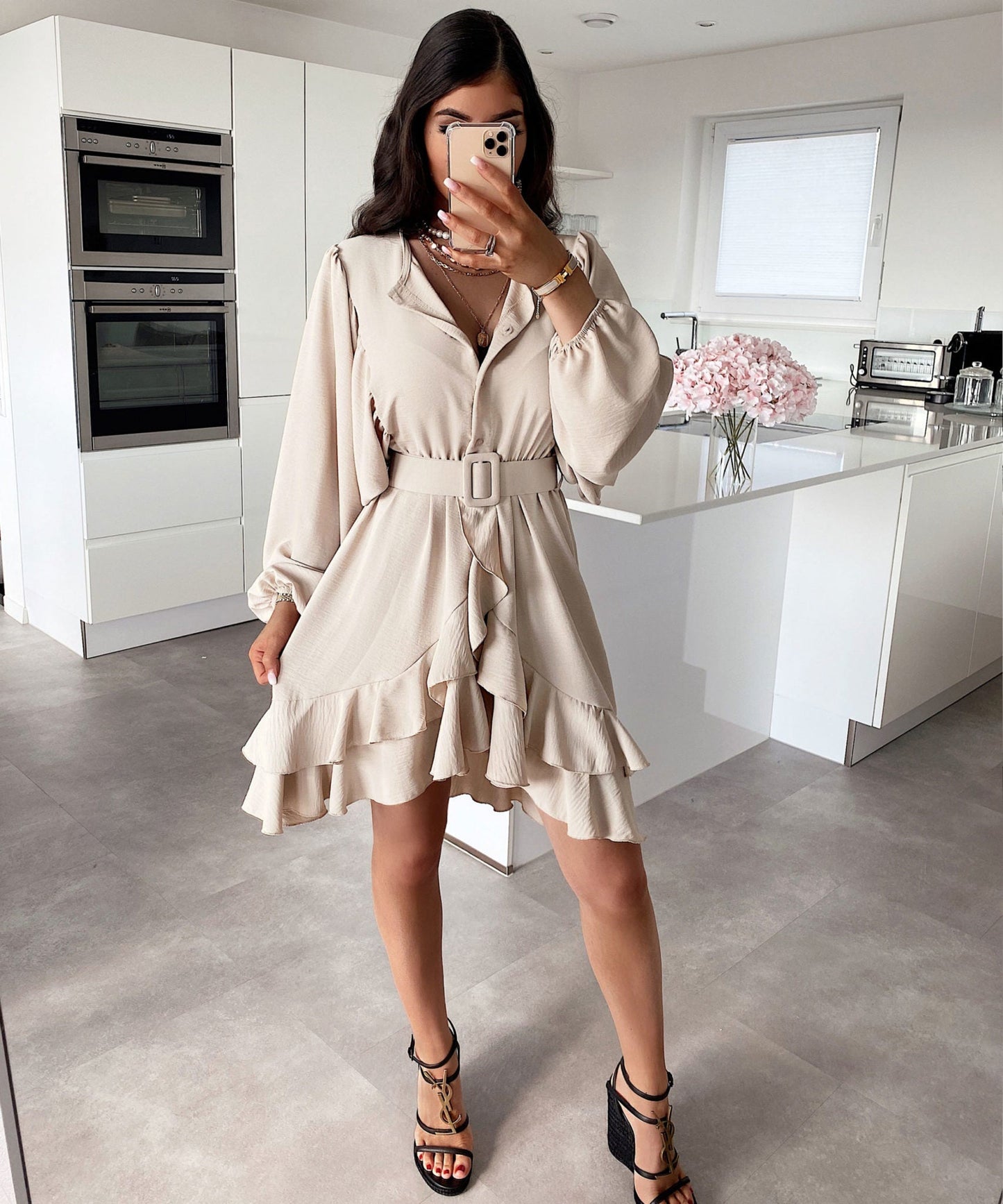 Gia | Beiges Kleid