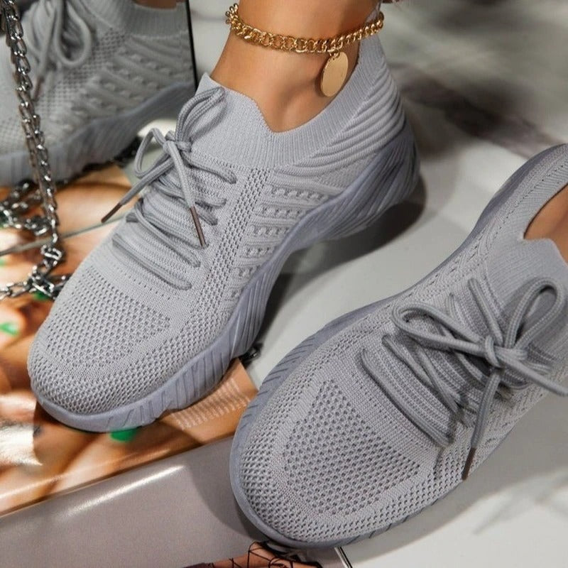 Wrenna | Netzschuhe mit Schnürsenkeln
