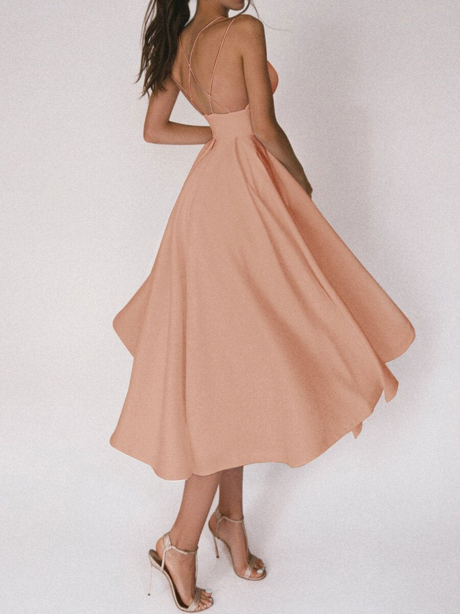 Rosebud | Kleid mit V-Ausschnitt und Trägern