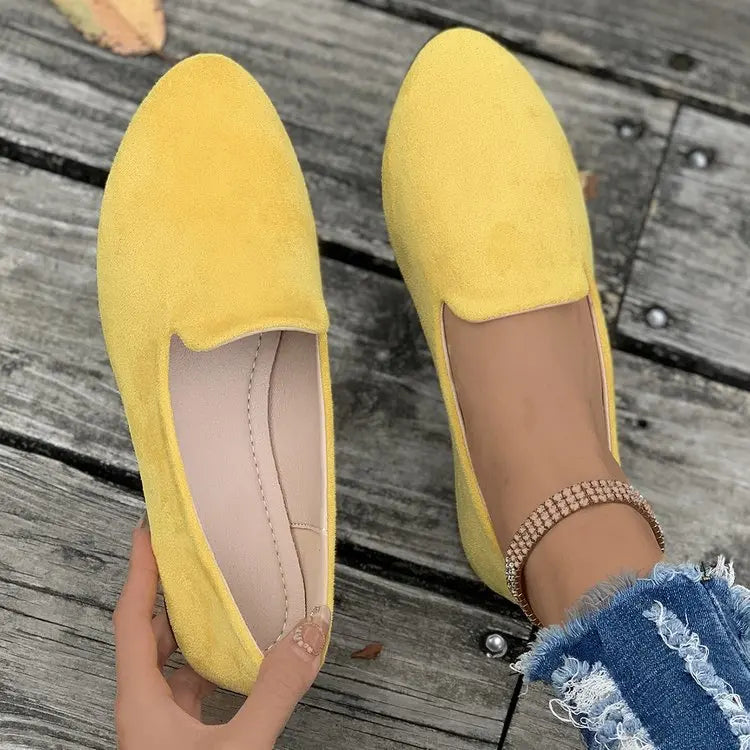Pax | Bequeme Slip-On Flache Schuhe mit Spitzem Zehenbereich