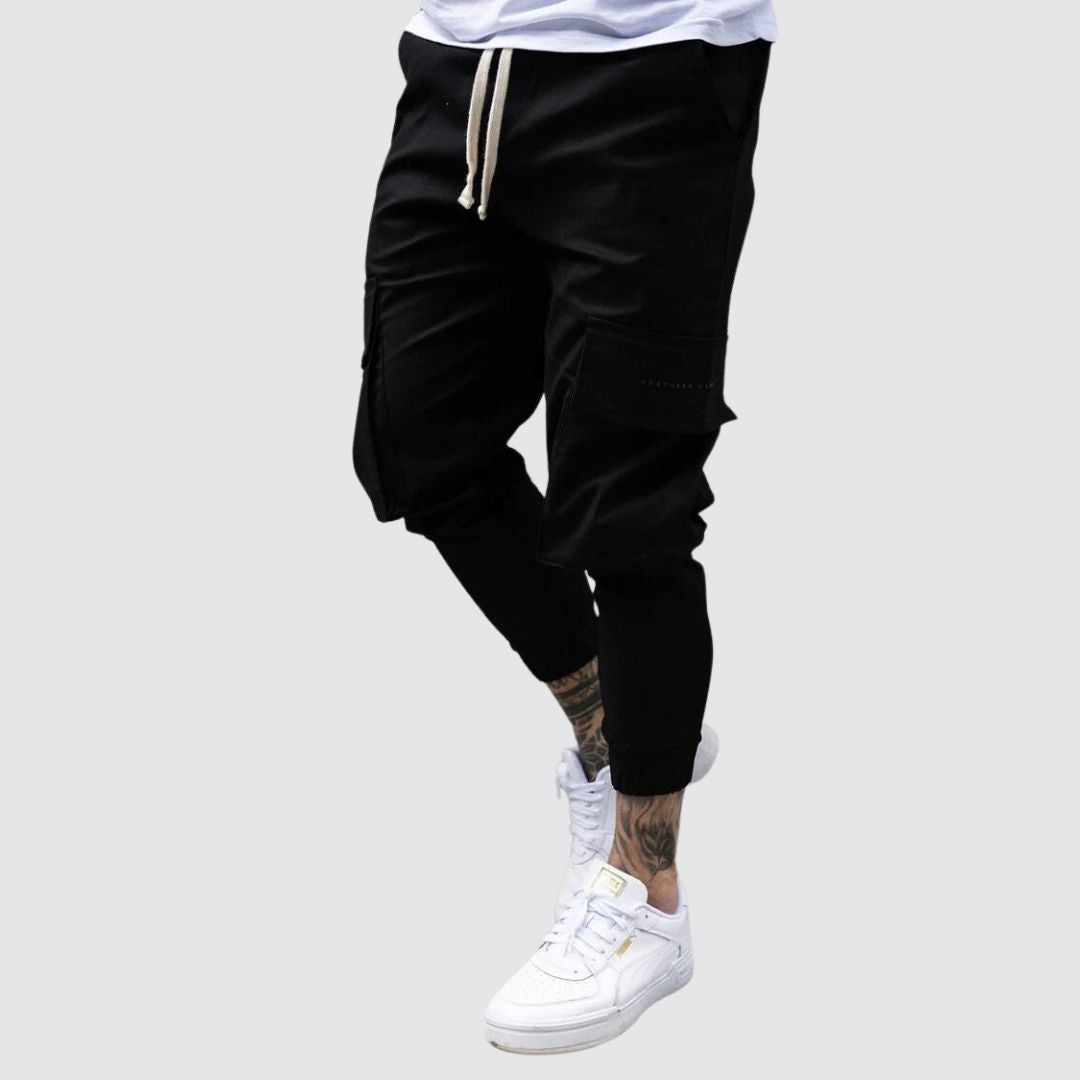 Noah | Urbane Cargo-Jogginghose mit Bündchen und praktischen Taschen