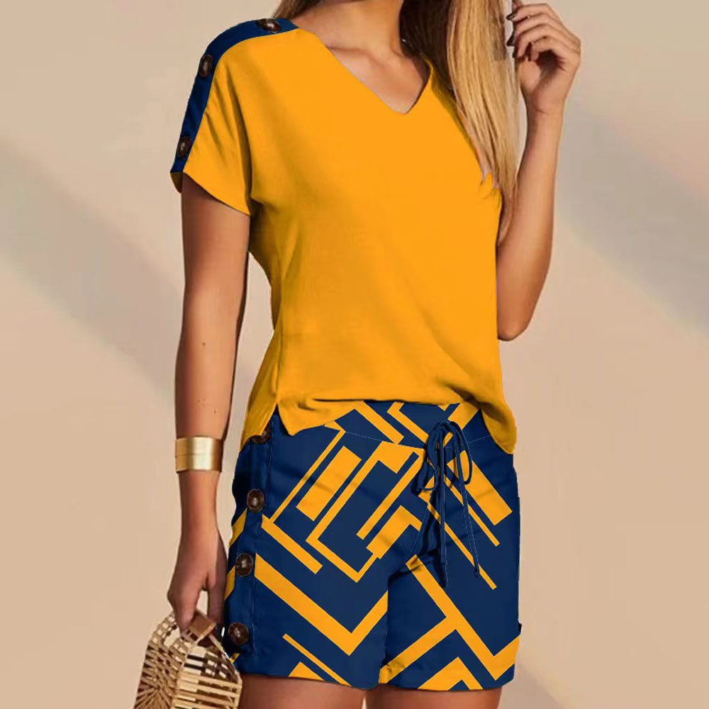 Shakira | Bequeme Designershorts mit dekorativen Knöpfen