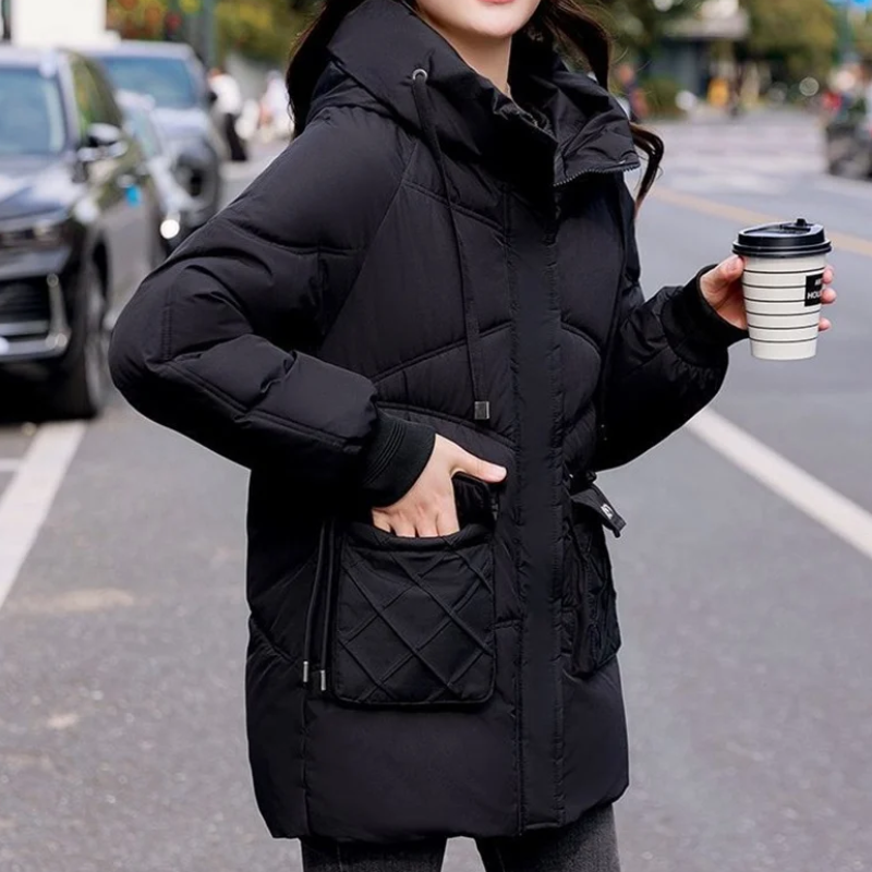 Vanile | Wintermantel für Damen mit Steppdesign, Abnehmbarer Kapuze und Taschen mit Klappen