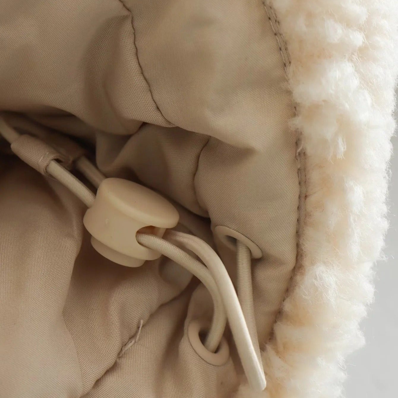 Sabella | Kurz geschnittene Baumwolljacke mit Stehkragen