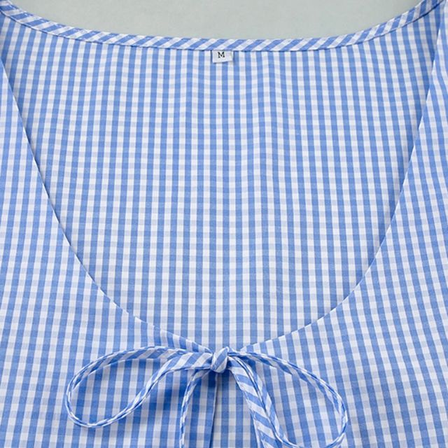 Naddy | Gingham-Romper mit Schlüssellochausschnitt und Schleifendetail