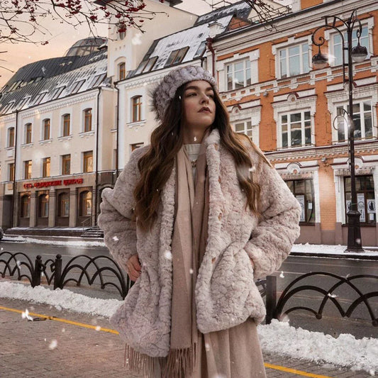 Klaus | Luxuriöser Pelzmantel für die moderne und anspruchsvolle Frau
