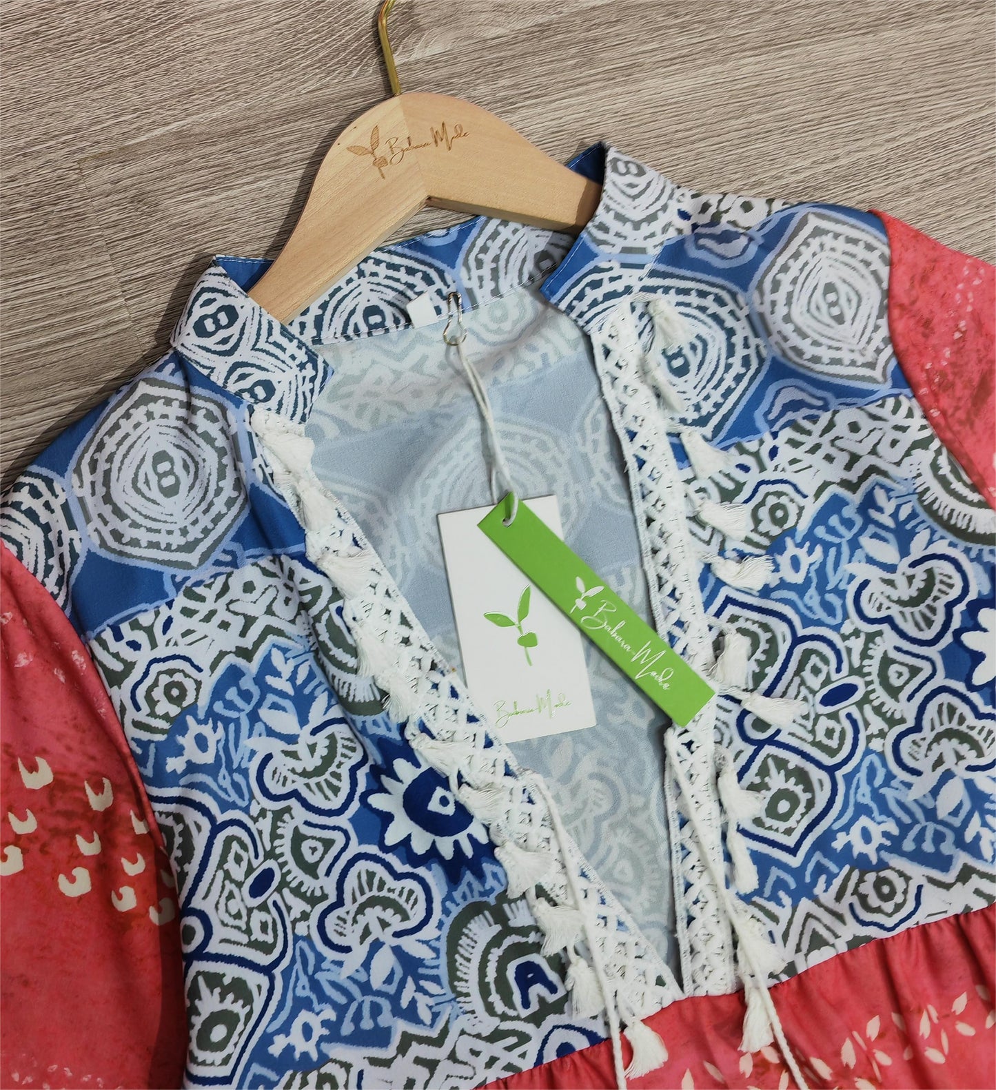 Merryl | Bohemian Minikleid mit Quasten und Kordelzug