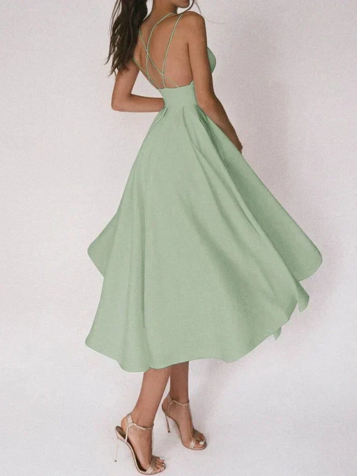 Tamitha | Elegantes Kleid mit V-Ausschnitt und Trägern
