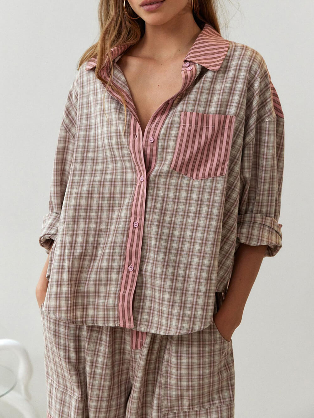 Yssa | Lockeres rosa Spleiß-Pyjama-Set