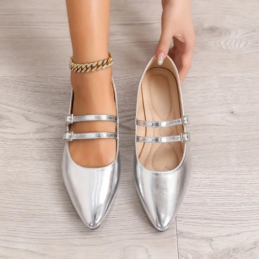 Wilder | Zulaufende Zehe mit Schnallenriemen und gepolsterter weicher Sohle