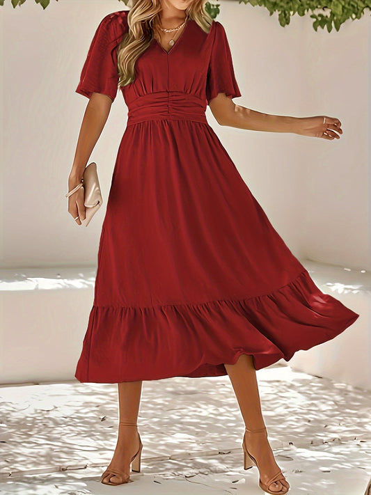 Lilliane | Kleid mit Rüschen und V-Ausschnitt