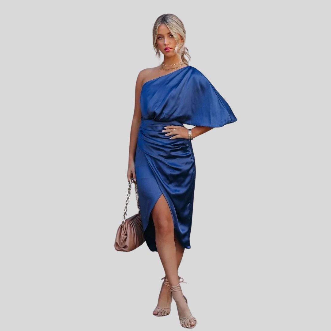 Maj | Satiniert Kleid mit einem Schulterband