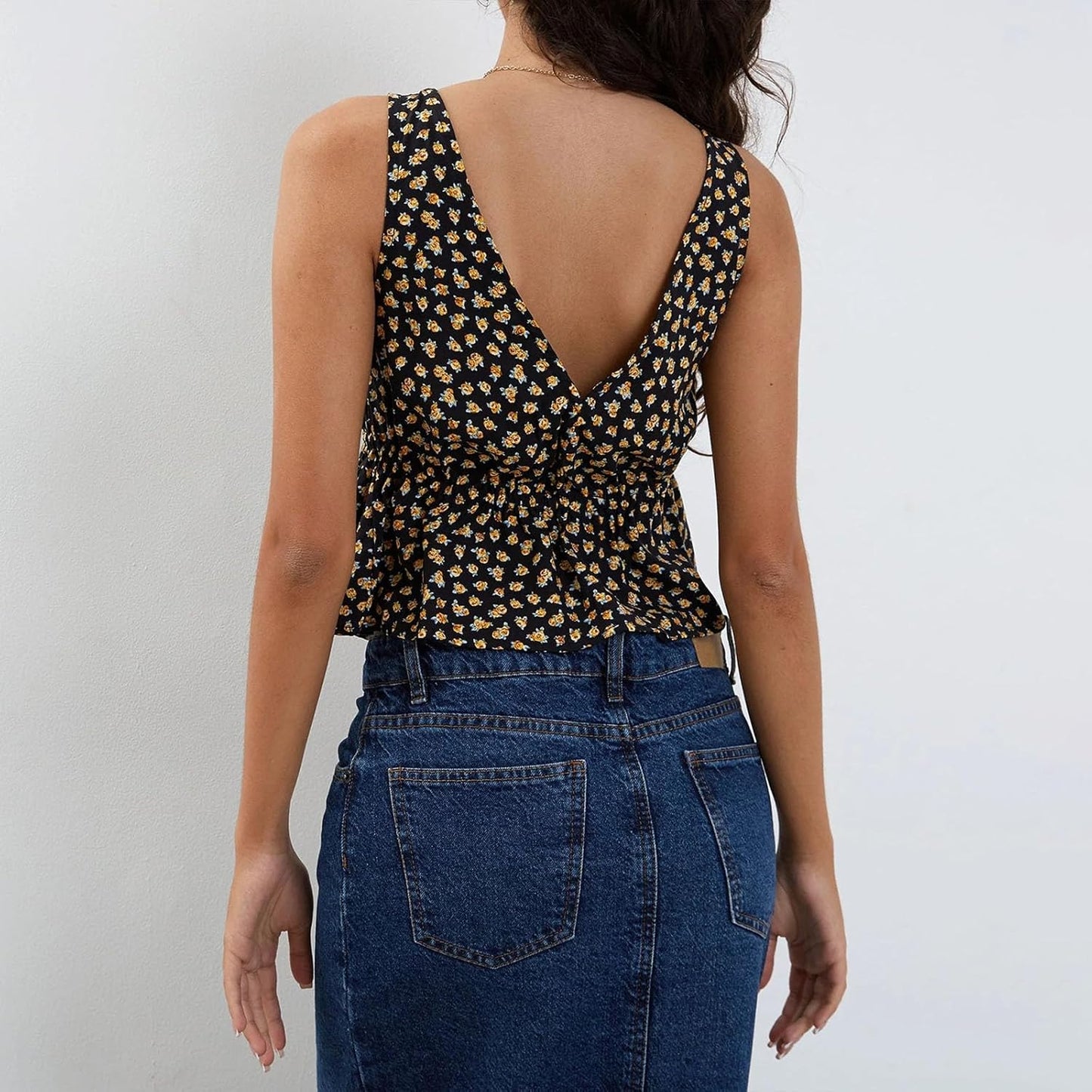 Zenette | Geblümtes Crop Top mit tiefem V-Ausschnitt und Knopfleiste