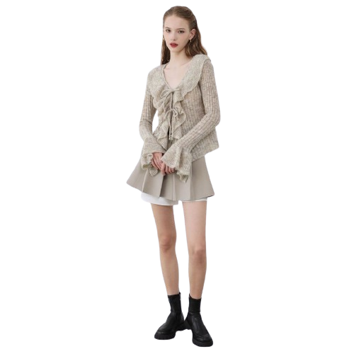 Reign | Gebreite Top mit übertriebener Rüschenausschnitt und Schleifenverschluss