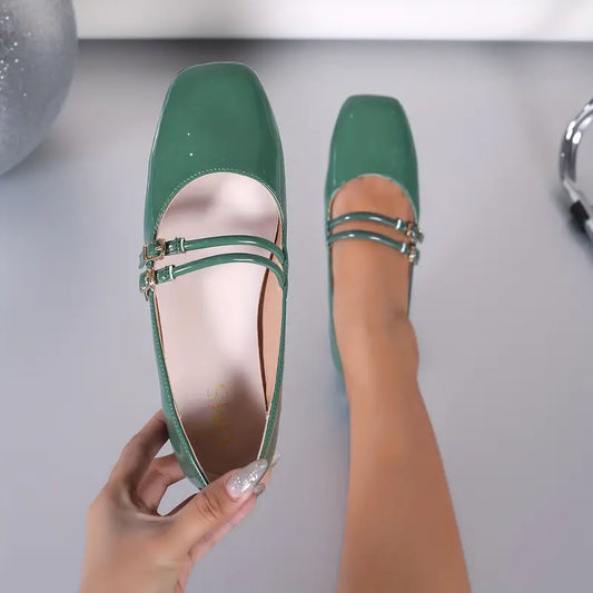 Xander | Schicke Retro-Doppelschnalle und weiche Komfortsohle