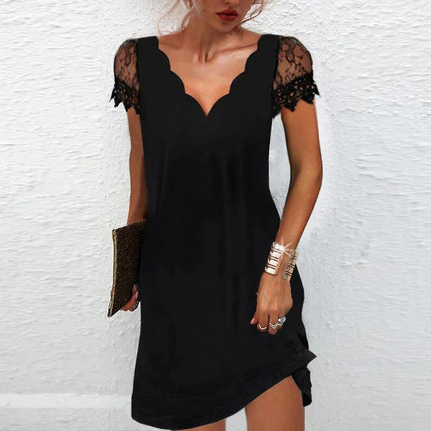 Reine | Kleid in Schwarz mit Spitzenärmeln