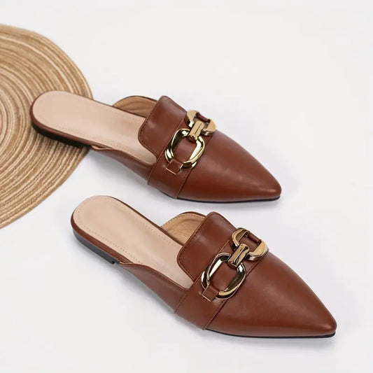 Trens | Flache Damen-Pantoletten mit Metalldekor