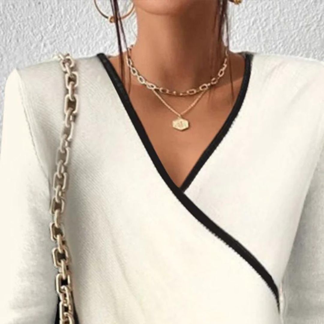 Utkas | Moderne Splittrui mit Kontraststreifen