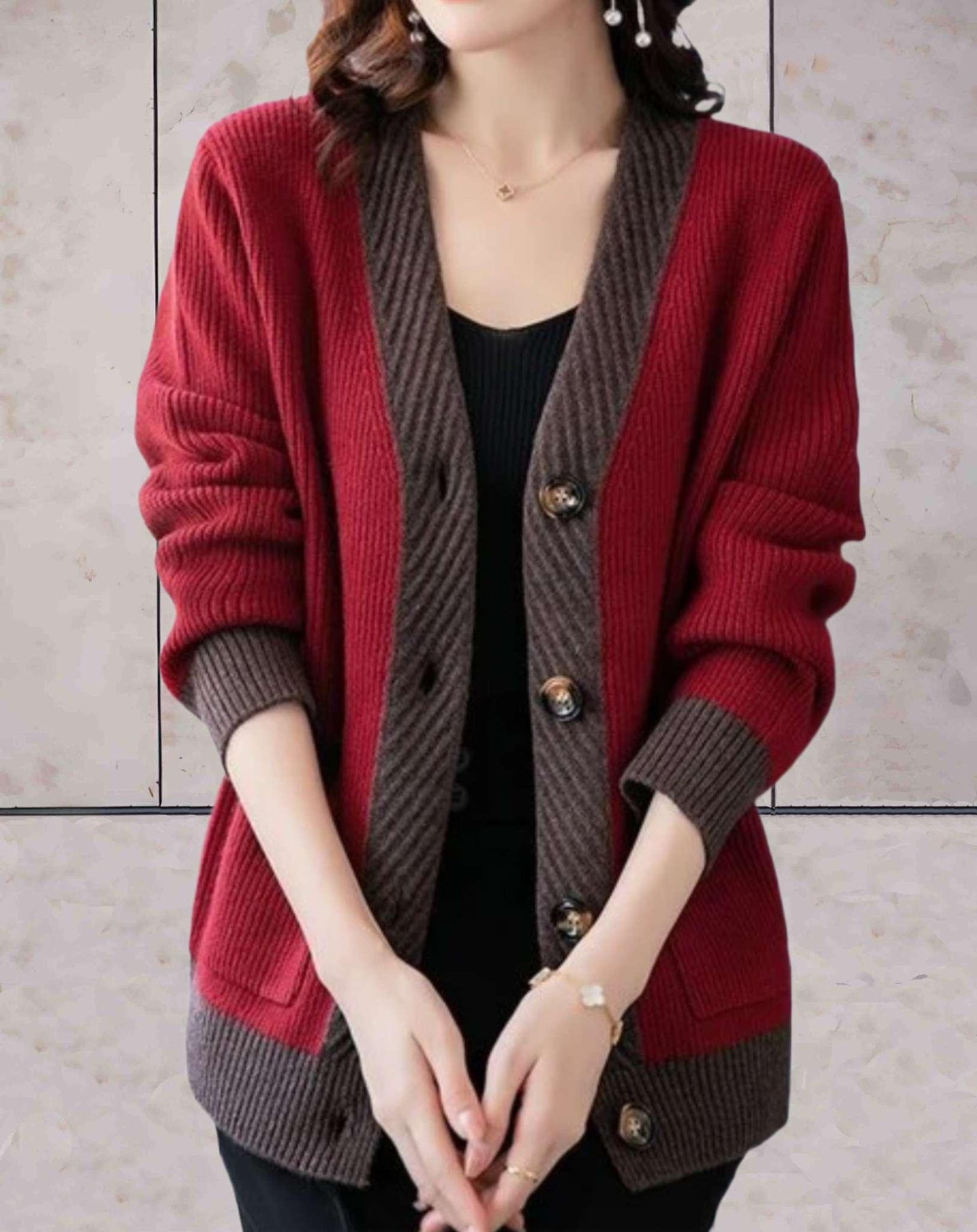 Josey | Bicolor Strick-Cardigan mit V-Ausschnitt, Knopfverschluss und Seitentaschen