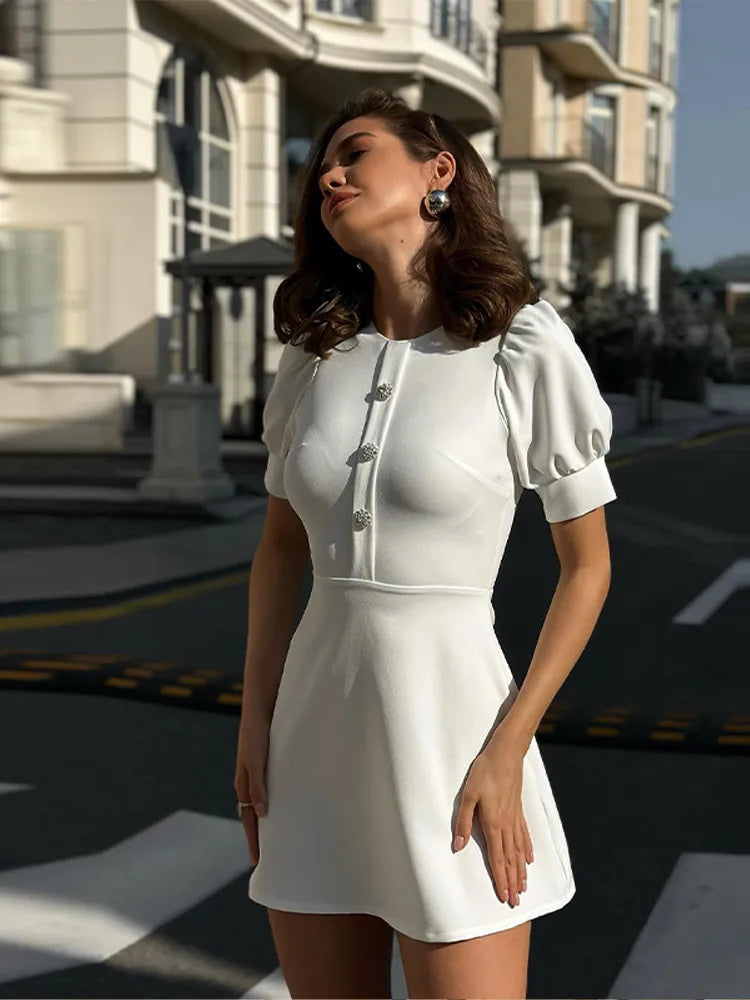 Judy | Kurzes Kleid mit langen Ärmeln