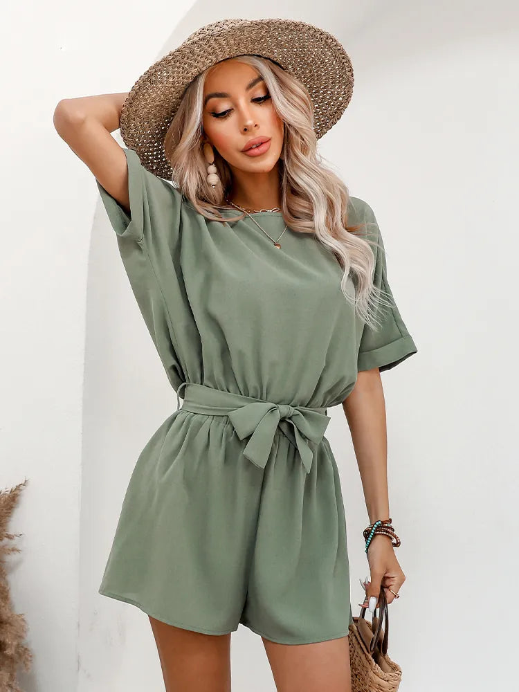 Sonaya | Gürtel-Jumpsuit mit Rundhalsausschnitt